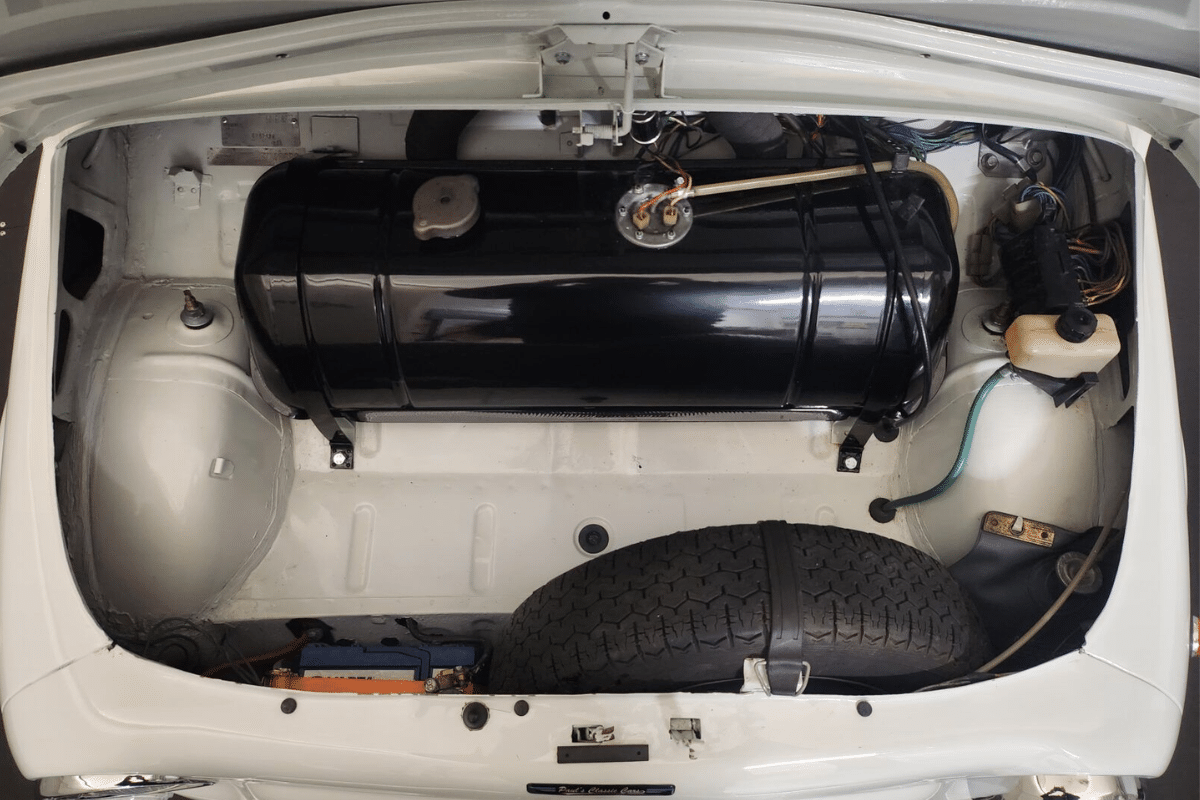 1972 Fiat 500 vue du coffre