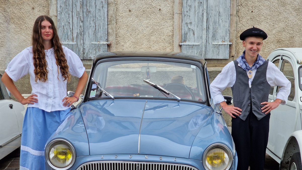 Saint-Girons. Voitures Anciennes et concours d’élégance