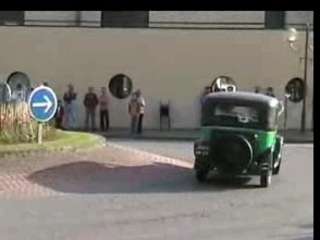 Vimeo Tour de bretagne voitures anciennes