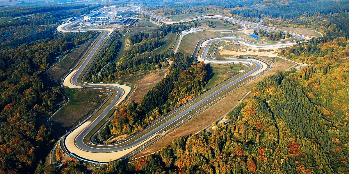 Vimeo Le top 5 des circuits moto les plus géniaux